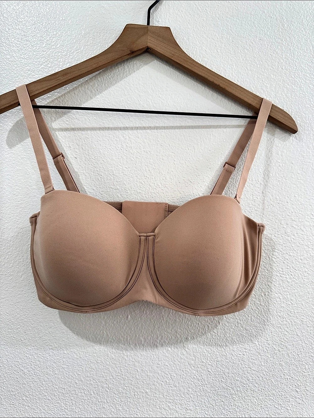SKIMS Fits Everybody Strapless Bra Strapless Bra MICA Brown 36D New With tags